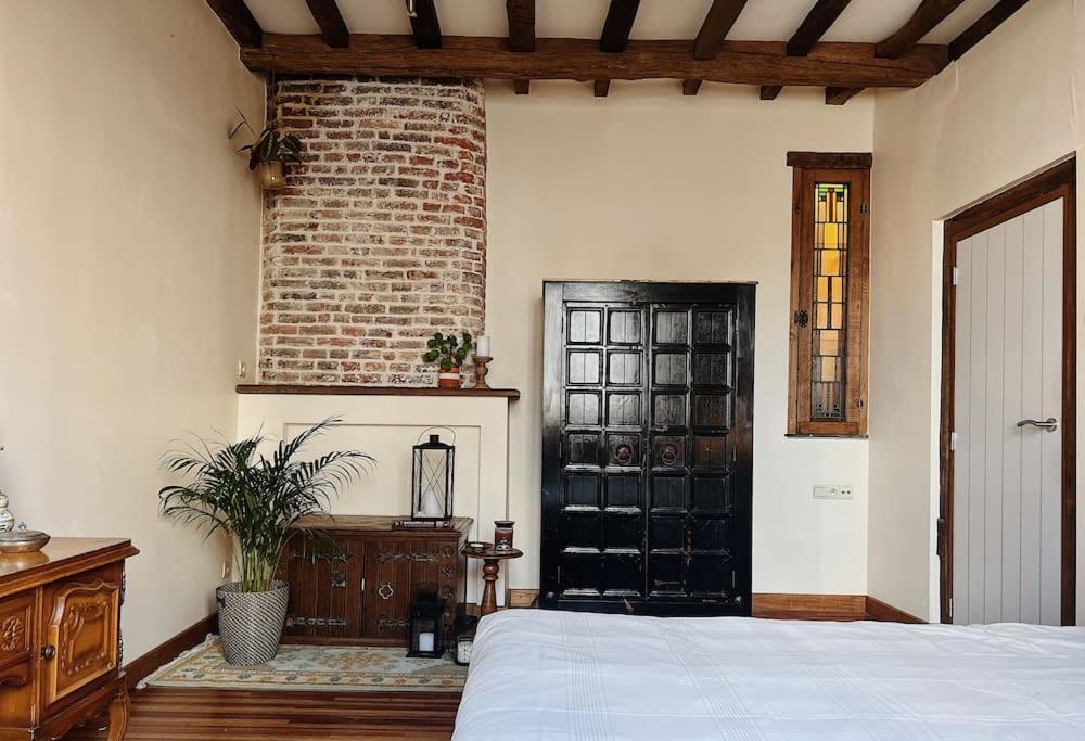 Romantic Unesco Medieval House In The City Center 根特 外观 照片
